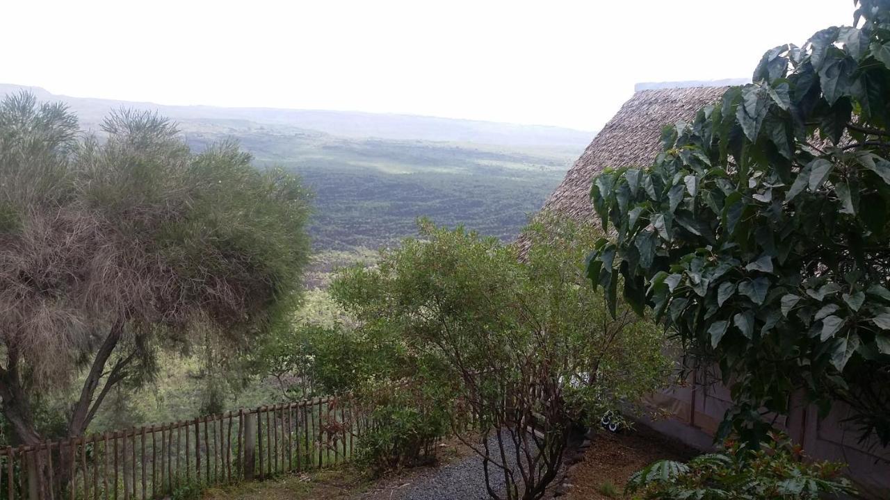 Maili Saba Camp Villa นาคูรู ภายนอก รูปภาพ