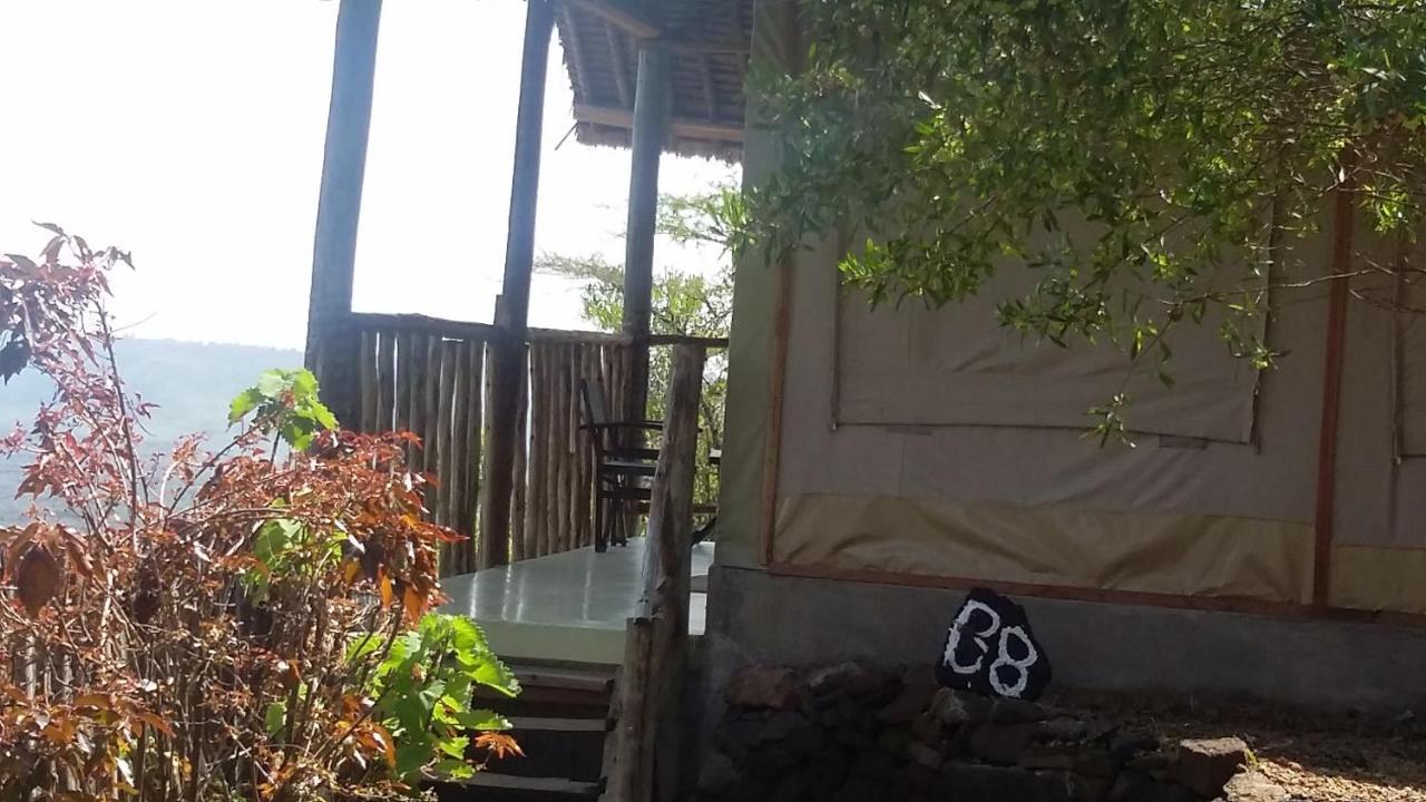 Maili Saba Camp Villa นาคูรู ภายนอก รูปภาพ