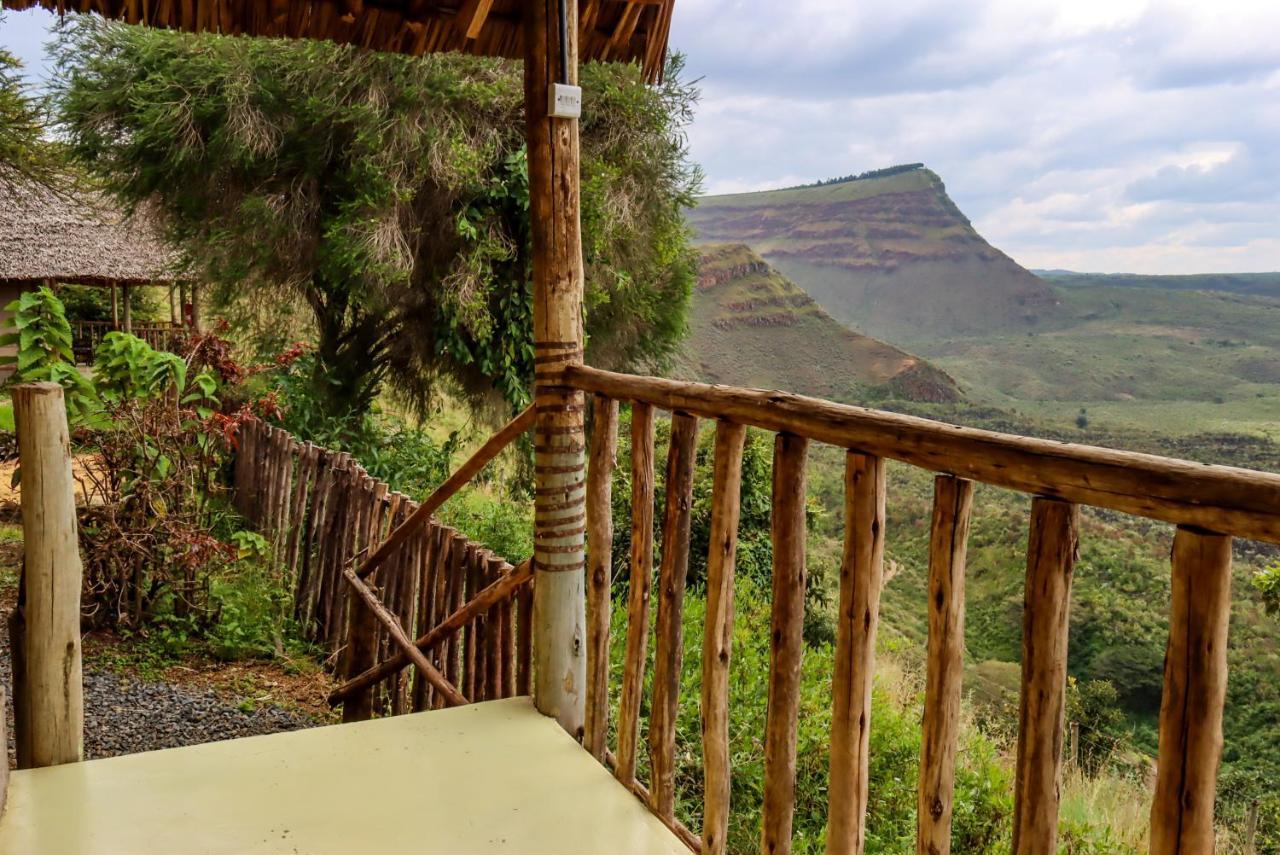 Maili Saba Camp Villa นาคูรู ภายนอก รูปภาพ