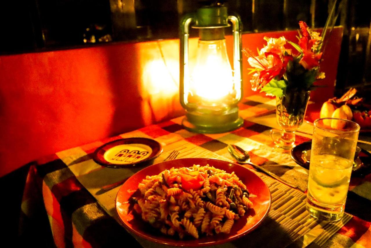 Maili Saba Camp Villa นาคูรู ภายนอก รูปภาพ